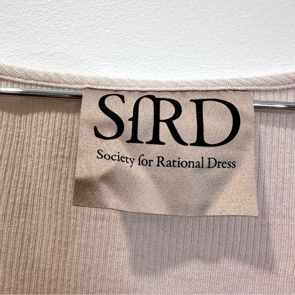 ๐๏ธ4 for 20$ / SfRD Ruffle Short Sleeve Tee / Beige / S - Picture 6 of 10